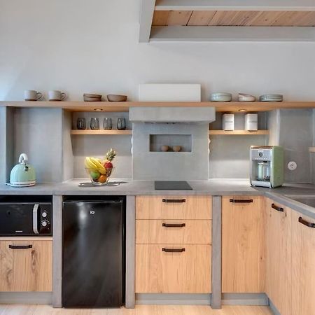 Nomade Vibrant Living Loft Apartment แอร์มูโปลี ภายนอก รูปภาพ