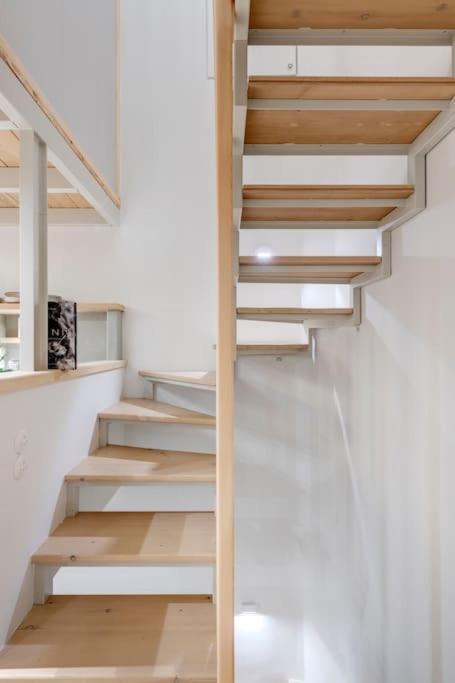 Nomade Vibrant Living Loft Apartment แอร์มูโปลี ภายนอก รูปภาพ
