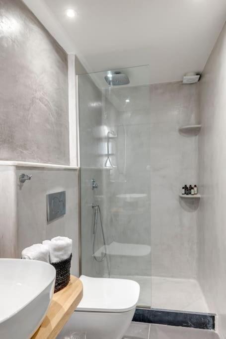 Nomade Vibrant Living Loft Apartment แอร์มูโปลี ภายนอก รูปภาพ